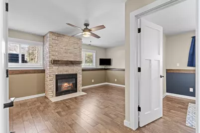 7320 Hunters Run, Eden Prairie, MN 55346 - Photo 32