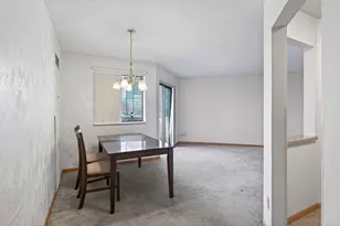 78 10th St E, Saint Paul, MN 55101 - Photo 12