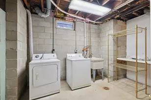 2211 10th Ave S, Minneapolis, MN 55404 - Photo 14