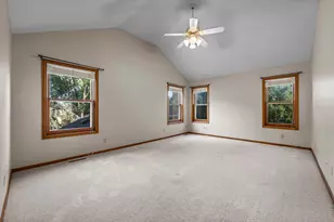 9956 Antrim Rd, Woodbury, MN 55125 - Photo 54