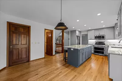 9956 Antrim Road, Woodbury, MN 55125 - Photo 32