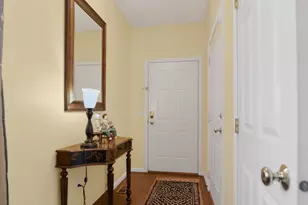 2433 Columbus Ct, Minneapolis, MN 55404 - Photo 6