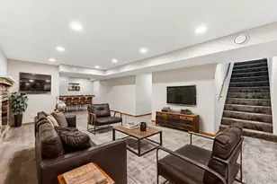 3553 Abbott Ave N, Robbinsdale, MN 55422 - Photo 8