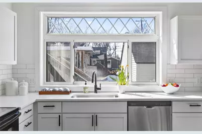 1181 Raymond Avenue, Saint Paul, MN 55108 - Photo 16