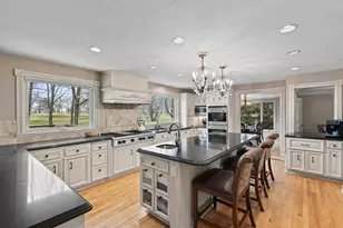 2890 Autumn Woods Dr, Chaska, MN 55318 - Photo 12