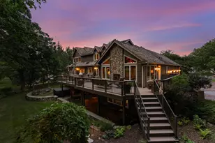 2890 Autumn Woods Dr, Chaska, MN 55318 - Photo 4