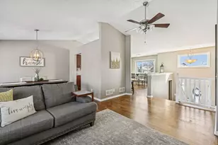 7177 158th St W, Apple Valley, MN 55124 - Photo 10