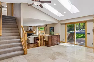 356 Pendryn Hill Curve, Woodbury, MN 55125 - Photo 16