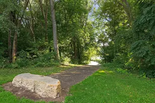 5445 Babcock Trail, Inver Grove Heights, MN 55077 - Photo 42