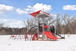 5445 Babcock Trail, Inver Grove Heights, MN 55077 - Photo 40