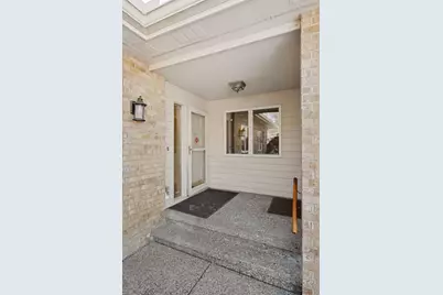 7701 Pondwood Drive, Edina, MN 55439 - Photo 4