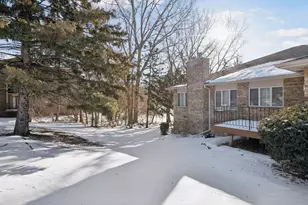 7701 Pondwood Dr, Edina, MN 55439 - Photo 48