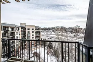 317 Groveland Ave, Minneapolis, MN 55403 - Photo 16