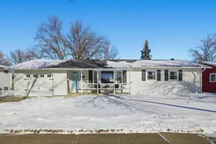 518 Birch Ln, Moorhead, MN 56560 - Photo 1