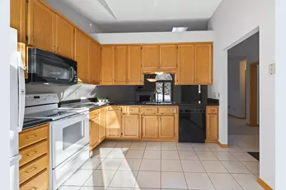 801 Southcross Drive E, Burnsville, MN 55306 - Photo 10