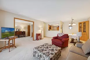 10 Windsor Ct, New Brighton, MN 55112 - Photo 6