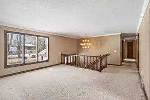 4134 Red Oak Ridge, Minnetonka, MN 55345 - Photo 4