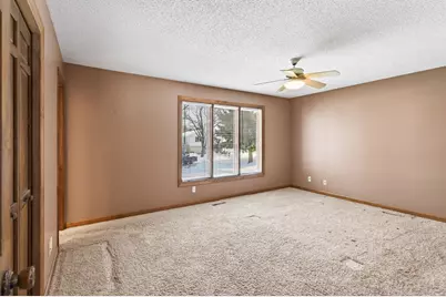4134 Red Oak Ridge, Minnetonka, MN 55345 - Photo 10