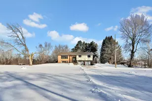 1241 Holly Dr E, Hugo, MN 55038 - Photo 36