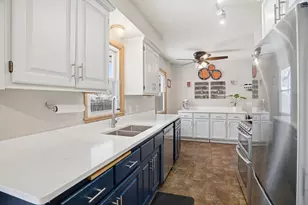 6110 Regent Ave N, Brooklyn Center, MN 55429 - Photo 8