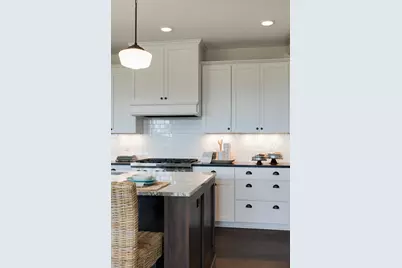 725 Crest Curve, Hudson, WI 54016 - Photo 18