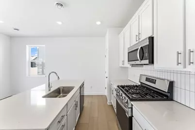 10724 Henslowe Avenue S, Cottage Grove, MN 55016 - Photo 6