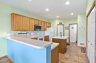 19500 Blue Jay Ct, Farmington, MN 55024 - Photo 6