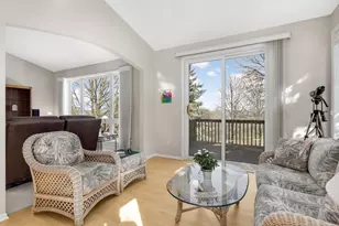 16550 Irwinton Cir, Lakeville, MN 55044 - Photo 10