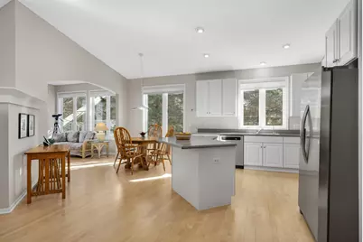 16550 Irwinton Circle, Lakeville, MN 55044 - Photo 8