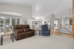 16550 Irwinton Cir, Lakeville, MN 55044 - Photo 14