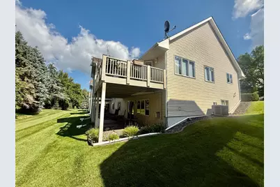 19782 Waterford Court, Shorewood, MN 55331 - Photo 22