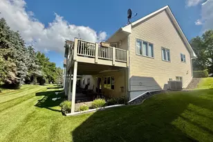 19782 Waterford Ct, Shorewood, MN 55331 - Photo 22