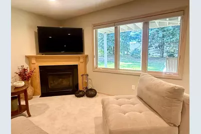 19782 Waterford Court, Shorewood, MN 55331 - Photo 24