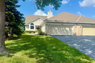 19782 Waterford Ct, Shorewood, MN 55331 - Photo 1
