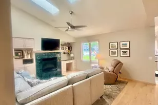 19782 Waterford Ct, Shorewood, MN 55331 - Photo 28