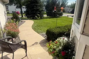 19782 Waterford Ct, Shorewood, MN 55331 - Photo 2