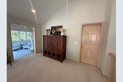 19782 Waterford Court, Shorewood, MN 55331 - Photo 10