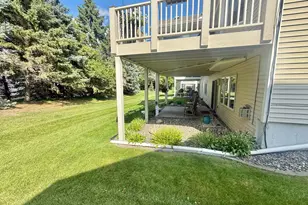 19782 Waterford Ct, Shorewood, MN 55331 - Photo 20