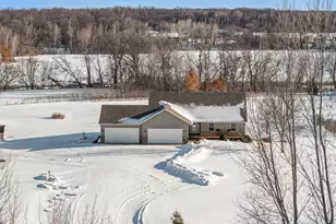 35219 Isetta Trail NE, Cambridge, MN 55008 - Photo 2