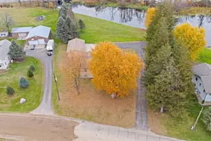 425 W Franklin St, Morristown, MN 55052 - Photo 54