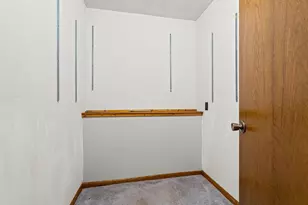 425 W Franklin St, Morristown, MN 55052 - Photo 36