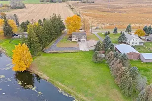 425 W Franklin St, Morristown, MN 55052 - Photo 58