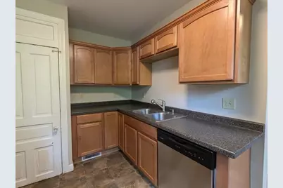 10-12 S 16th Avenue E, Duluth, MN 55812 - Photo 22