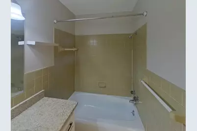 8407 Lower 208th Street W, Lakeville, MN 55044 - Photo 16