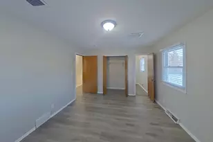 8407 Lower 208th St W, Lakeville, MN 55044 - Photo 8