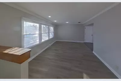 8407 Lower 208th Street W, Lakeville, MN 55044 - Photo 2