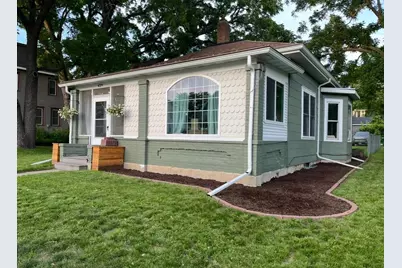 429 S Main Street, Le Sueur, MN 56058 - Photo 1