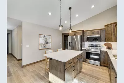 232 S Chestnut Street, Ellsworth, WI 54011 - Photo 4
