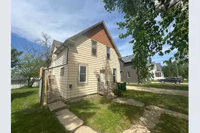 1009 E Center Street, Rochester, MN 55904 - Photo 1