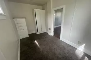 1009 E Center St, Rochester, MN 55904 - Photo 6
